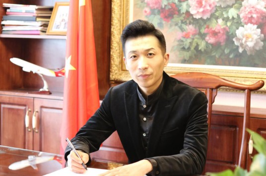 肖海青(西安和爱实业有限公司董事长)