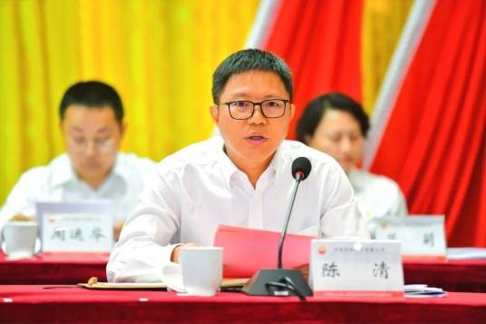 陈清(中国石油天然气股份有限公司四川销售分公司执行董事、党委书记)
