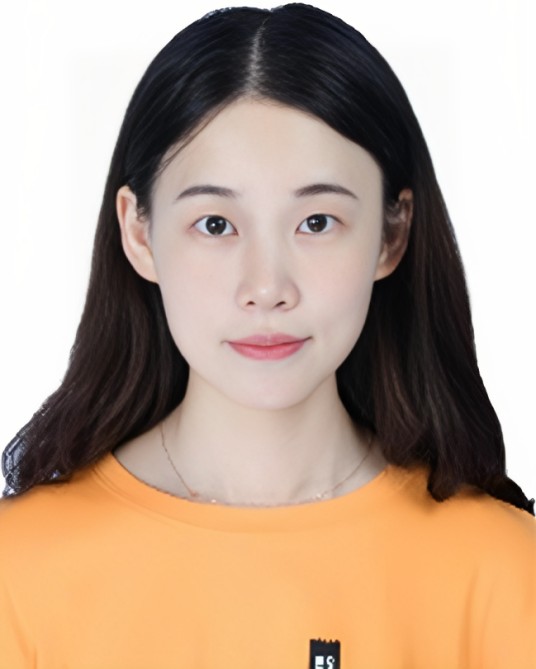 苏艳(华南理工大学发光材料与器件国家重点实验室博士生)