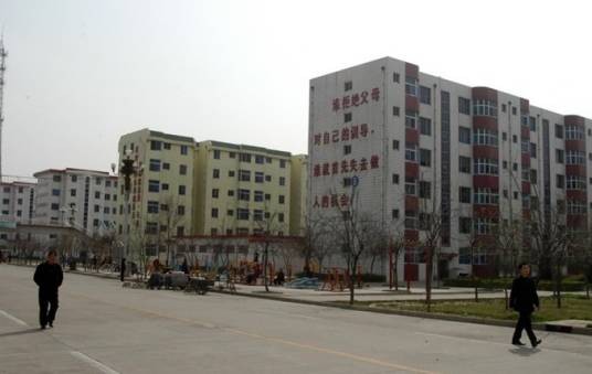 南街村(山东济南莱芜区口镇街道行政村)