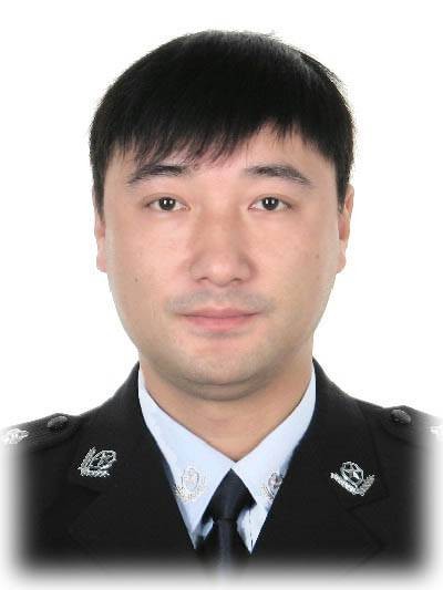 李鑫龙(辽宁省高级人民法院原党组成员、省纪委监委驻省高级人民法院纪检监察组原组长)