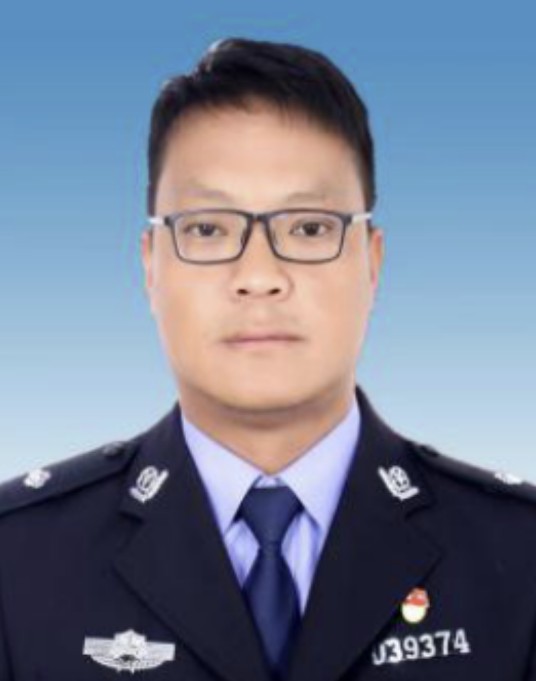 李翔宇（云南省普洱市景东彝族自治县人民政府副县长、县公安局局长）