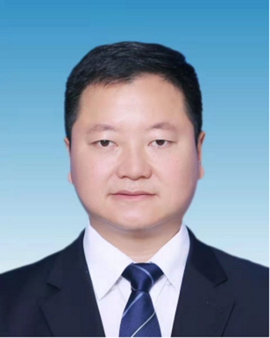 曹波（四川省成都市龙泉驿区人民政府副区长）