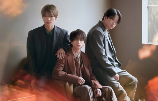 timelesz(日本SMILE-UP.旗下男子组合)