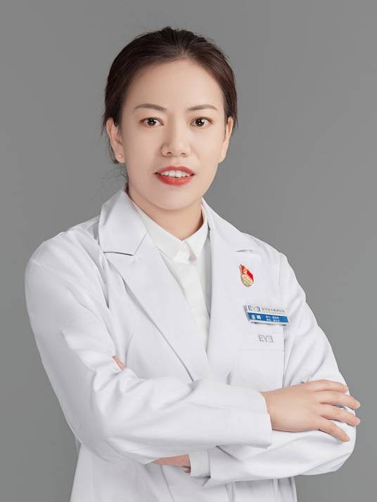 梁娜（宁夏爱尔眼科医院执业医师）