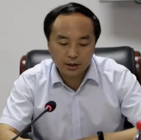 姚清（阜阳颍东农村商业银行股份有限公司原党委书记、董事长）