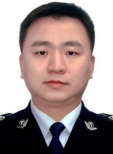 俞翔(贵州省贵阳市公安交通管理局(贵阳市公安局交通警察支队)党委委员、副局长(副支队长))