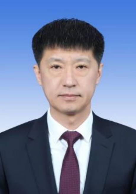 荣辉（黑龙江省富锦市人大常委会党组成员、副主任）