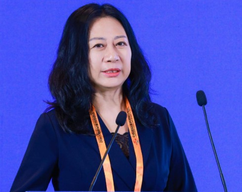 陈丽华（中国北京大学教授、博士生导师）