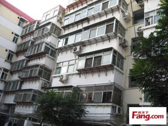 燕山小区（济南市历下区1987年建成的学区房小区）