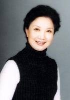 邹文琴（中国音乐学院声歌系教授）