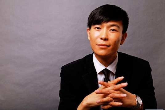 李腾（中国青年企业家，昆明市江西赣州商会会长）