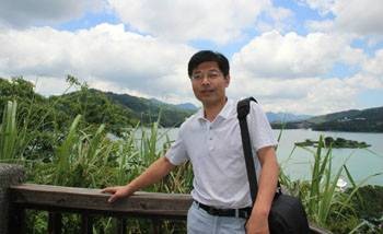 金建忠（中学化学高级教师）