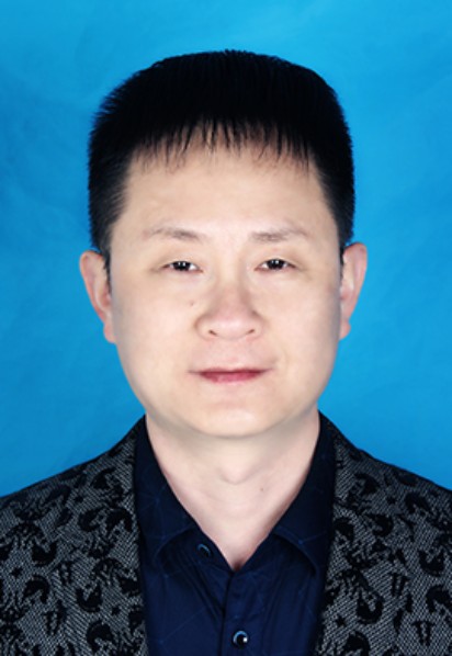 谷峰（巢湖学院外国语学院教师）