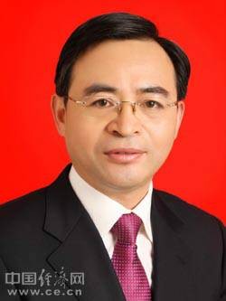 周龙华（上海市奉贤区委原常委、统战部原部长）