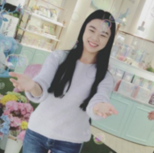 王烨（中国当代女性艺术家）