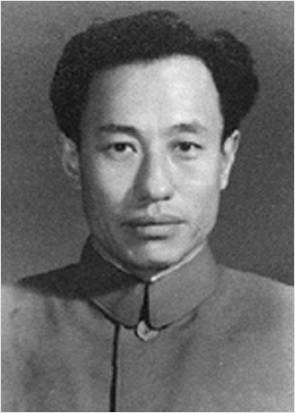 郭小川（原中国作家协会党组副书记）