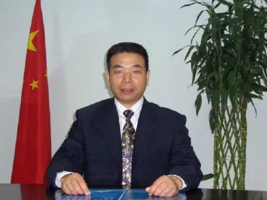 张光明（中国江苏科技大学原国际学院院长）