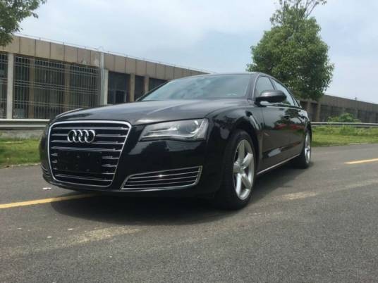 2012款奥迪A8L 50 TFSI quattro豪华型