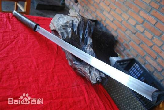 户撒刀（产于阿昌族聚居的陇川县户撒乡的刀具）