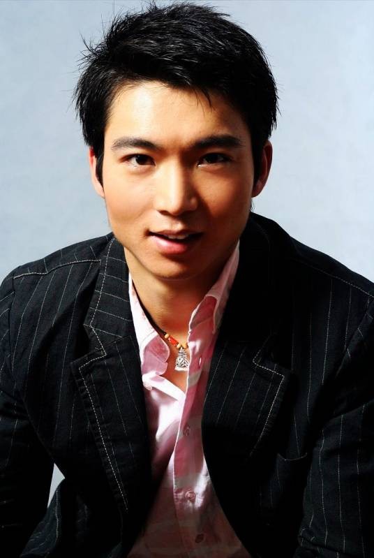 李佳洺
