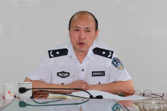 闵建