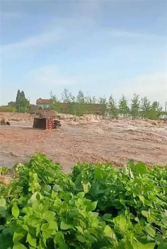 7·5华容县洞庭湖决堤