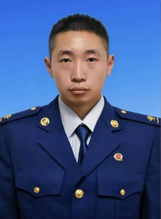 袁志方（福建省厦门市思明区厦禾消防救援站原战斗员，四级消防士，烈士）